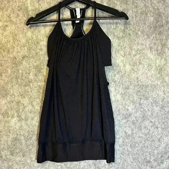 Lululemon Tank with Bra - Size 8 - Picture 1 of 5